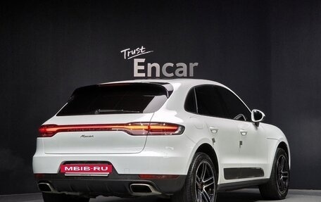 Porsche Macan I рестайлинг, 2021 год, 6 982 000 рублей, 3 фотография