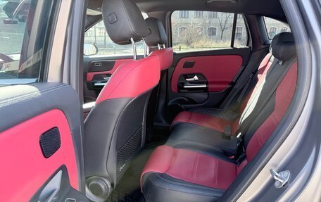 Mercedes-Benz GLA, 2020 год, 3 600 000 рублей, 4 фотография