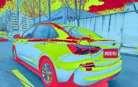 Chevrolet Monza, 2022 год, 1 100 000 рублей, 4 фотография