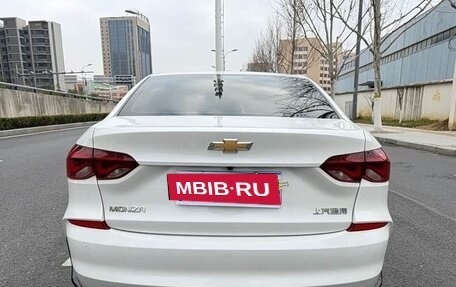 Chevrolet Monza, 2022 год, 1 100 000 рублей, 7 фотография