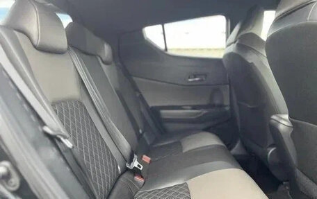 Toyota C-HR I рестайлинг, 2022 год, 1 750 060 рублей, 7 фотография