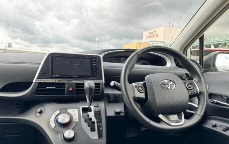 Toyota Sienta II, 2022 год, 1 200 060 рублей, 13 фотография