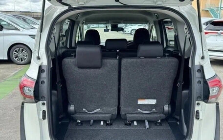 Toyota Sienta II, 2022 год, 1 200 060 рублей, 24 фотография