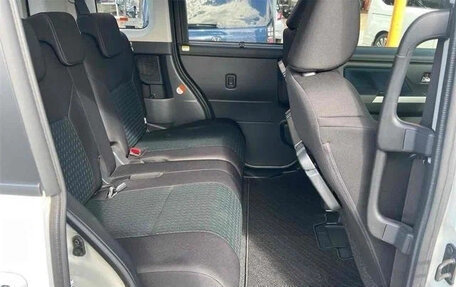 Toyota Roomy I, 2022 год, 880 060 рублей, 10 фотография