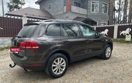 Volkswagen Touareg III, 2015 год, 2 900 000 рублей, 11 фотография