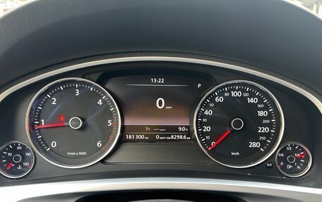 Volkswagen Touareg III, 2015 год, 2 900 000 рублей, 32 фотография