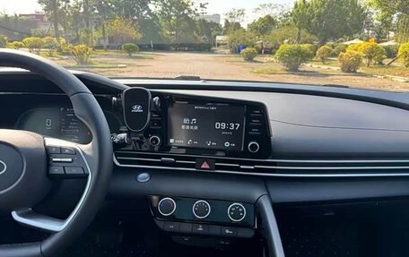 Hyundai Elantra, 2025 год, 1 730 000 рублей, 10 фотография