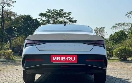 Hyundai Elantra, 2025 год, 1 730 000 рублей, 6 фотография