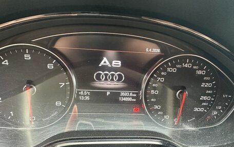 Audi A8, 2014 год, 1 950 000 рублей, 13 фотография