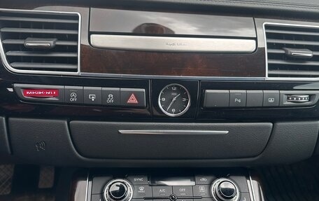 Audi A8, 2014 год, 1 950 000 рублей, 14 фотография