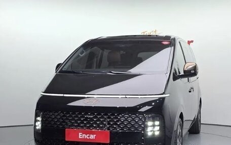 Hyundai Staria, 2025 год, 6 425 000 рублей, 2 фотография