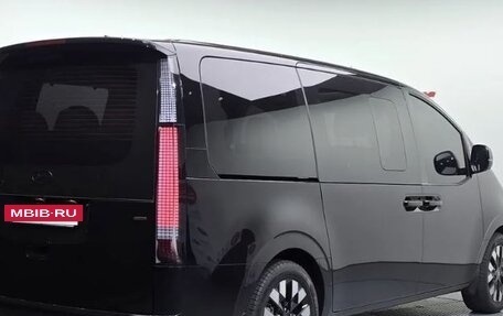 Hyundai Staria, 2025 год, 6 425 000 рублей, 3 фотография