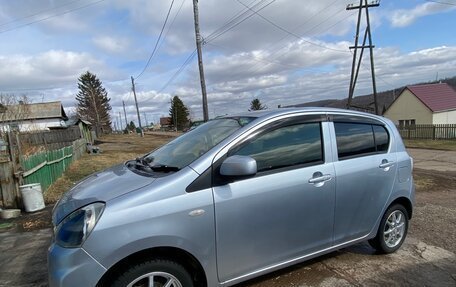 Daihatsu Mira e:S I рестайлинг, 2017 год, 650 000 рублей, 4 фотография