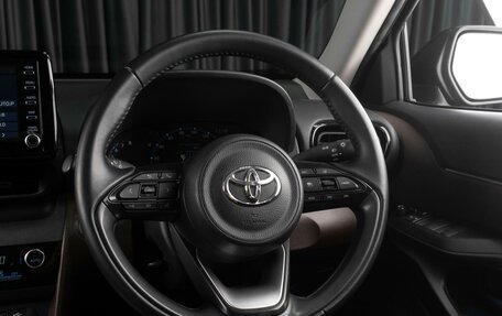 Toyota Yaris Cross, 2021 год, 2 407 000 рублей, 13 фотография