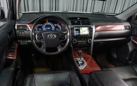 Toyota Camry, 2014 год, 1 555 000 рублей, 6 фотография