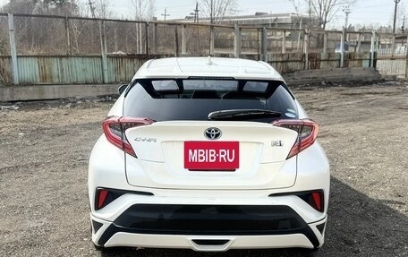 Toyota C-HR I рестайлинг, 2018 год, 1 950 000 рублей, 4 фотография