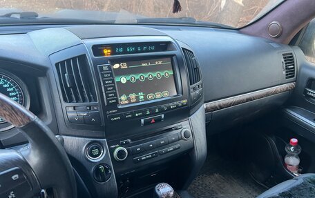 Toyota Land Cruiser 200, 2008 год, 2 600 000 рублей, 5 фотография