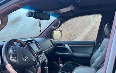 Toyota Land Cruiser 200, 2008 год, 2 600 000 рублей, 6 фотография