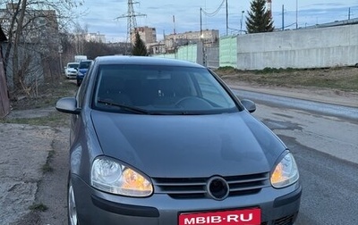 Volkswagen Golf V, 2004 год, 380 000 рублей, 1 фотография