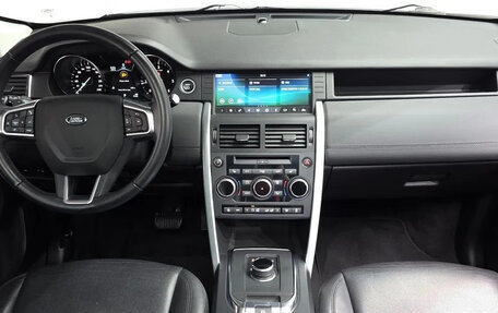 Land Rover Discovery Sport I рестайлинг, 2019 год, 1 890 007 рублей, 7 фотография