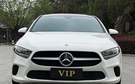Mercedes-Benz A-Класс, 2022 год, 1 655 555 рублей, 7 фотография