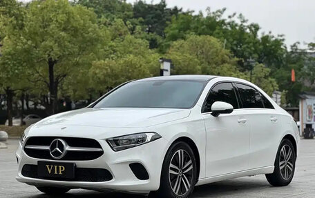 Mercedes-Benz A-Класс, 2022 год, 1 655 555 рублей, 6 фотография