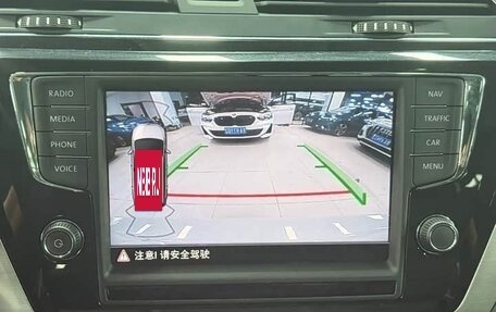 Volkswagen Touran III, 2023 год, 2 078 000 рублей, 16 фотография