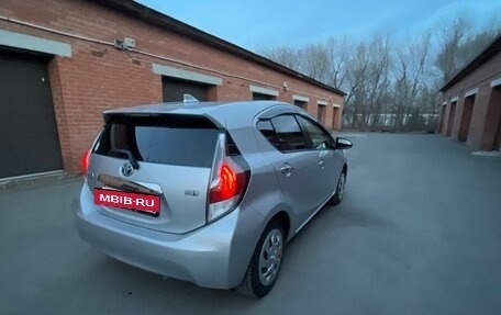 Toyota Aqua I, 2017 год, 1 300 000 рублей, 9 фотография