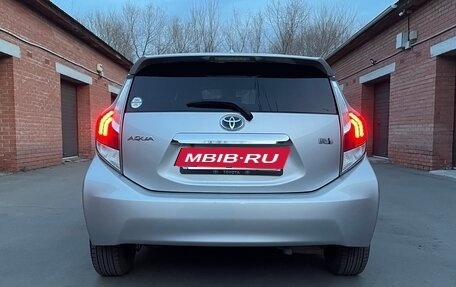 Toyota Aqua I, 2017 год, 1 300 000 рублей, 6 фотография