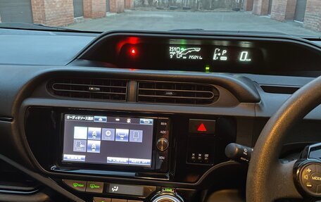 Toyota Aqua I, 2017 год, 1 300 000 рублей, 14 фотография