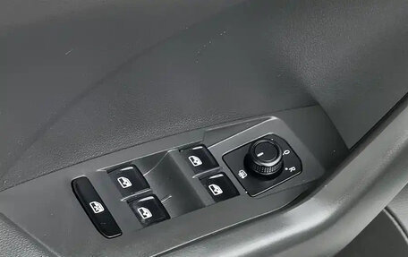 Volkswagen T-Cross I, 2022 год, 1 206 272 рублей, 9 фотография