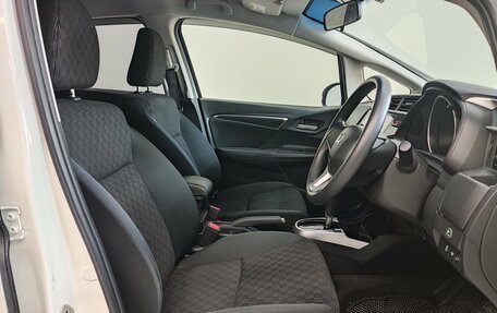 Honda Fit III, 2013 год, 1 095 000 рублей, 21 фотография