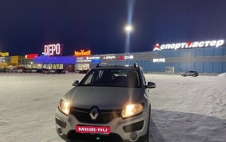 Renault Sandero II рестайлинг, 2017 год, 830 000 рублей, 1 фотография