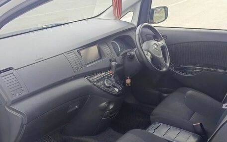 Toyota ISis I, 2012 год, 1 380 000 рублей, 14 фотография