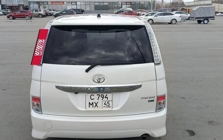 Toyota ISis I, 2012 год, 1 380 000 рублей, 7 фотография