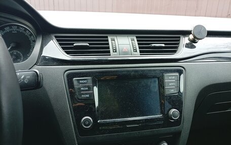 Skoda Rapid I, 2017 год, 1 250 000 рублей, 10 фотография