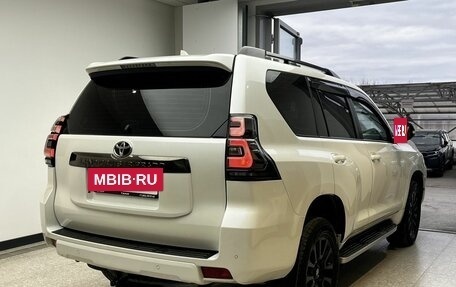 Toyota Land Cruiser Prado 150 рестайлинг 2, 2020 год, 6 300 000 рублей, 4 фотография