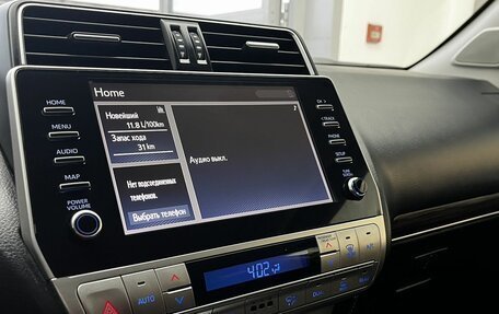 Toyota Land Cruiser Prado 150 рестайлинг 2, 2020 год, 6 300 000 рублей, 13 фотография