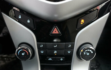 Chevrolet Cruze II, 2012 год, 870 000 рублей, 9 фотография