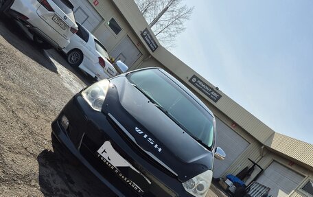 Toyota Wish II, 2003 год, 760 000 рублей, 2 фотография