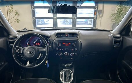 KIA Soul II рестайлинг, 2015 год, 1 449 000 рублей, 22 фотография