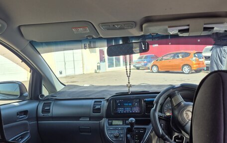 Toyota Wish II, 2003 год, 760 000 рублей, 10 фотография