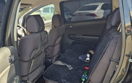 Toyota Wish II, 2003 год, 760 000 рублей, 18 фотография