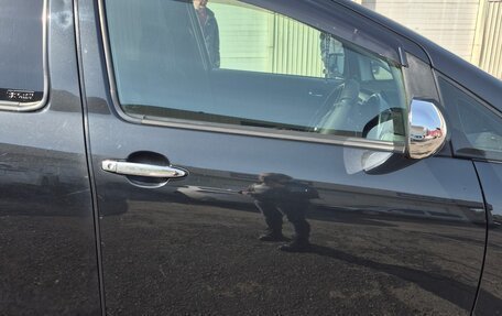 Toyota Wish II, 2003 год, 760 000 рублей, 29 фотография