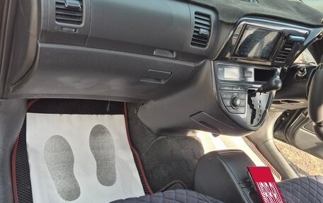 Toyota Wish II, 2003 год, 760 000 рублей, 20 фотография