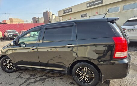 Toyota Wish II, 2003 год, 760 000 рублей, 23 фотография