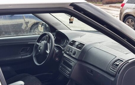 Skoda Fabia II, 2014 год, 600 000 рублей, 4 фотография