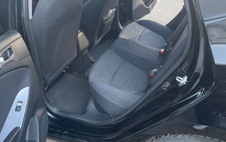 Hyundai Solaris II рестайлинг, 2015 год, 650 000 рублей, 8 фотография