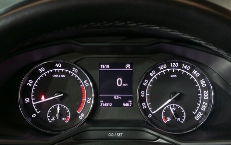 Skoda Superb III рестайлинг, 2018 год, 1 650 000 рублей, 11 фотография