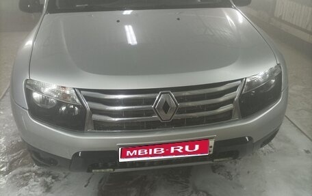 Renault Duster I рестайлинг, 2012 год, 650 000 рублей, 1 фотография